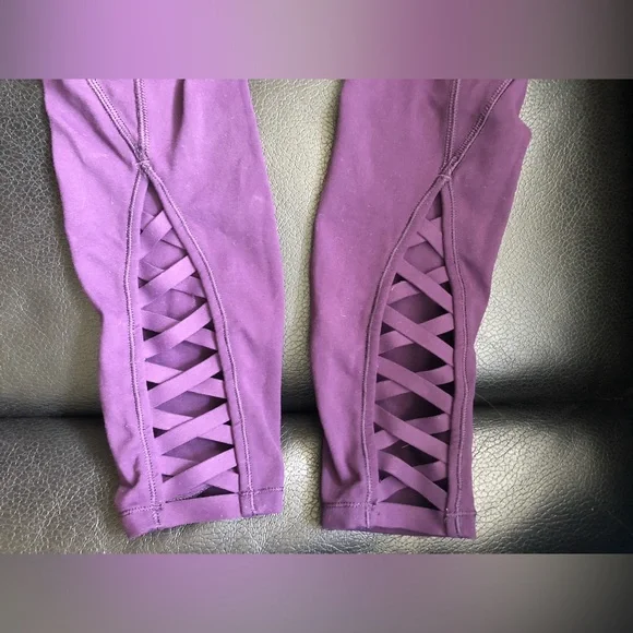 Lululemon Pure Practice Pant Deep Zinfandel Size 2! EUC - Picture 7 of 9